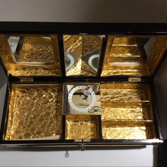 ❤️Vintage large Japanese painted jewelry music box - Picture 1 of 17